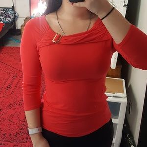 carmen marc valvo red 3/4 sleeve top gold detail